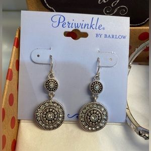 NWT Periwinkle earring and bracelet set